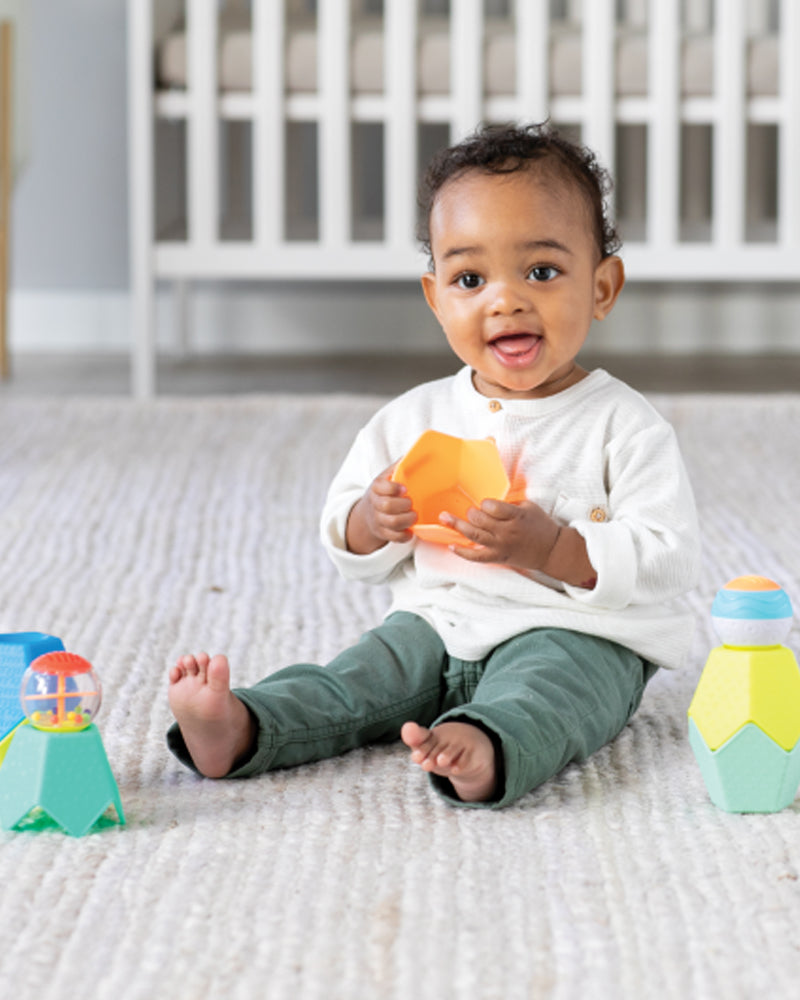 Infantino Ensemble de cubes, boules et gobelets