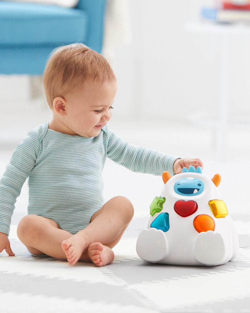 Skip Hop Yeti Trieur de formes d'apprentissage